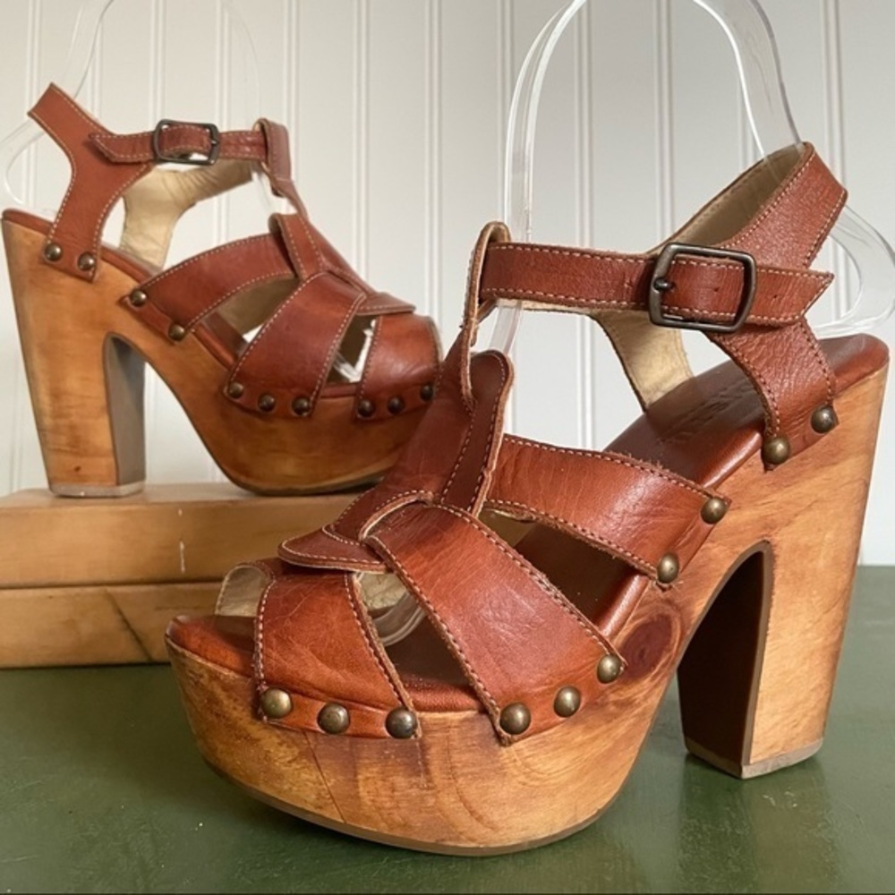 Bed Stu MELISSA Leather and Wood Platform Sandals